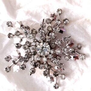 Vintage Snowflake Star Brooch Pin 1940s-1950s Clear Prong Set Rhinestones